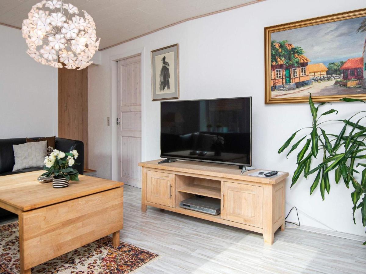2 Person Holiday Home In Gr Sten Grasten Bagian luar foto