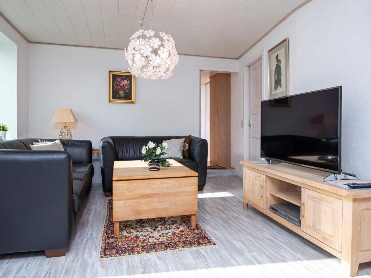 2 Person Holiday Home In Gr Sten Grasten Bagian luar foto